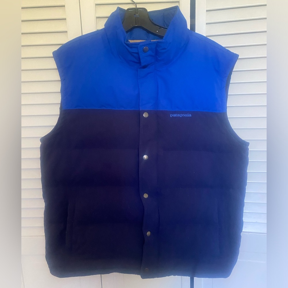 Men’s Patagonia Blue and Navy Vest